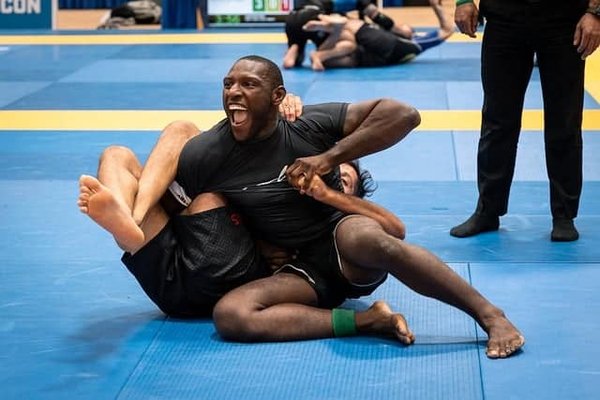 Les avantages et inconvénients des sports de combat